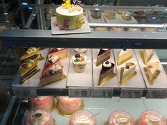 -蓝小轩蛋糕·面包(趣春店)