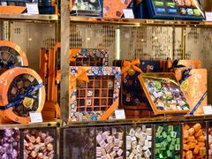 -VENCHI 闻绮(北京国贸商城店)