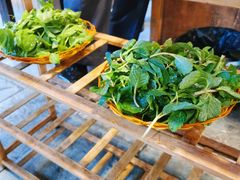 -抚仙湖生态石锅鱼野生菌(告庄店)