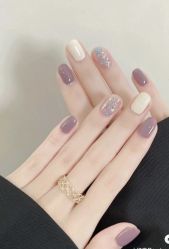 -安吉拉·纤纤玉指美甲美睫创意中心