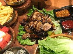 -肥肥虾庄·金牌油焖大虾(杨园滨江时代walk店)