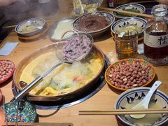 -洱火云南酸菜牛肉火锅(石景山当代商城店)