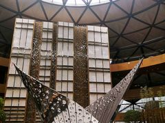 -上海滴水湖皇冠假日酒店