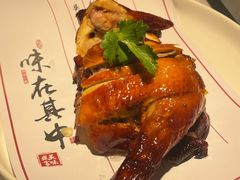 招牌脆皮蒜香鸡-玉满堂·湖北融合菜