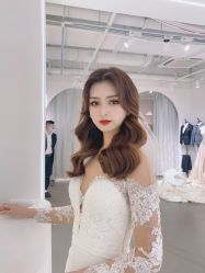 点击看大图 -艾米丽婚纱礼服