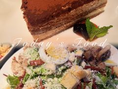 凯撒沙拉配香草鸡胸肉-碧特博格·20年品牌西餐厅(芜湖路店)