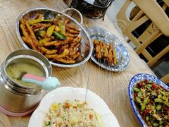 -江城燕子大排档(江汉路步行街店)