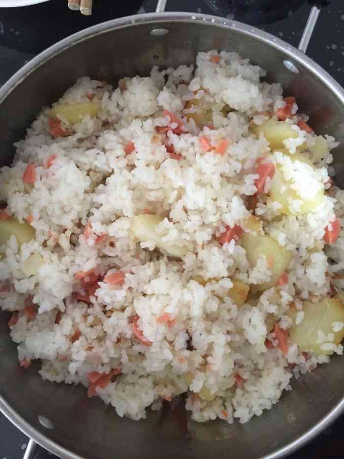 黔江洋芋饭-"啤酒烧的江团江团是新鲜的黑嫩味道也还.