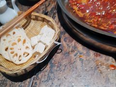 -四小区火锅·巷子里的重庆火锅(花照壁店)