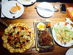 芝心牛肉pizza-意国小镇披萨牛排餐厅(新玛特店)