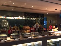 自助取餐区-富力希尔顿酒店·地阔自助餐厅