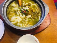 -周鱼小馆石锅酸菜鱼(活力汇店)