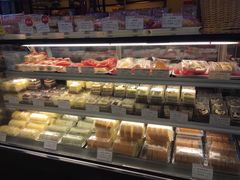 -红宝石·鲜奶小方·海派西点房(丰庄店)