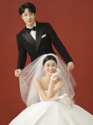 点击看大图 -HANSA韩纱婚纱礼服·龙凤褂·西装设计师集合店