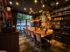 -SISTERS BAR RESTAURANT川意酒馆(嘉善老市H楼店)