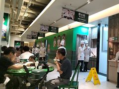 -费大厨辣椒炒肉(太平老街店)