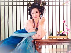 -九月鹰飞汉服摄影工作室