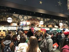 -九又四分之三站台哈利波特商店