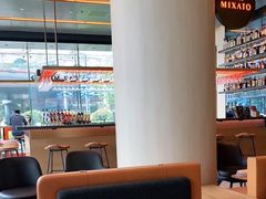 -星巴克臻选(上海合生汇1F店)