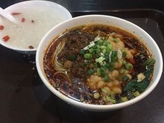 -秦云老太婆摊摊面(磁器口店)