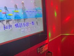 -唯爱KTV聚会餐厅(仙林东城汇店)