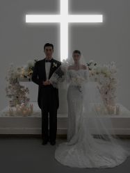 -都市丽人婚纱摄影