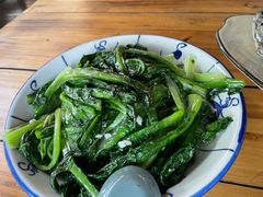 -天门沟九州驿站树上汤泉