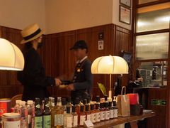 -银米·云南传统过桥米线(双廊黑金冠店)