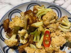 腊肉炒花菜-湖滨28中餐厅·西湖宴·杭州君悦酒店