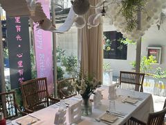 -春树下·树屋花房西餐厅(罍街AS1980店)