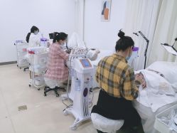 -凡碧诗毛孔清洁收细