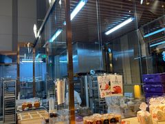 面包甜点陈列柜-西村叔叔的店·面包·甜品·蛋糕(清河万象汇店)