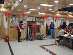 -屯老二农家铁锅炖·行业领军者(梅江店)