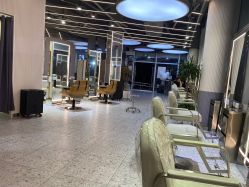 -PE SALON 