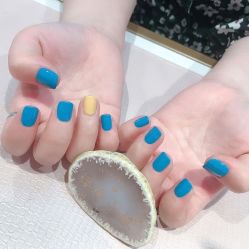 -花系美·美甲美睫精品店