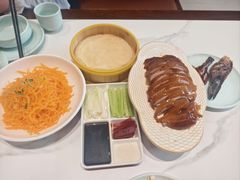 -梅利汴京烤鸭•开封豫菜地标店(东司门店)