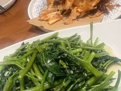 -宴小馆·小海鲜青岛菜(五四广场店)