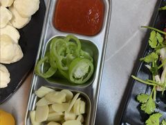 -牛牛牛酸菜煎肉店(望云寺路店)