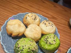 混拼招牌生煎-鑫震源·苏式大虾生煎(山塘街店)