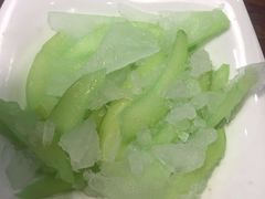 情人果-超越炭火牛蛙火锅鸡(河东店)