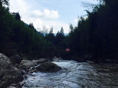 -崇州九龙峡漂流