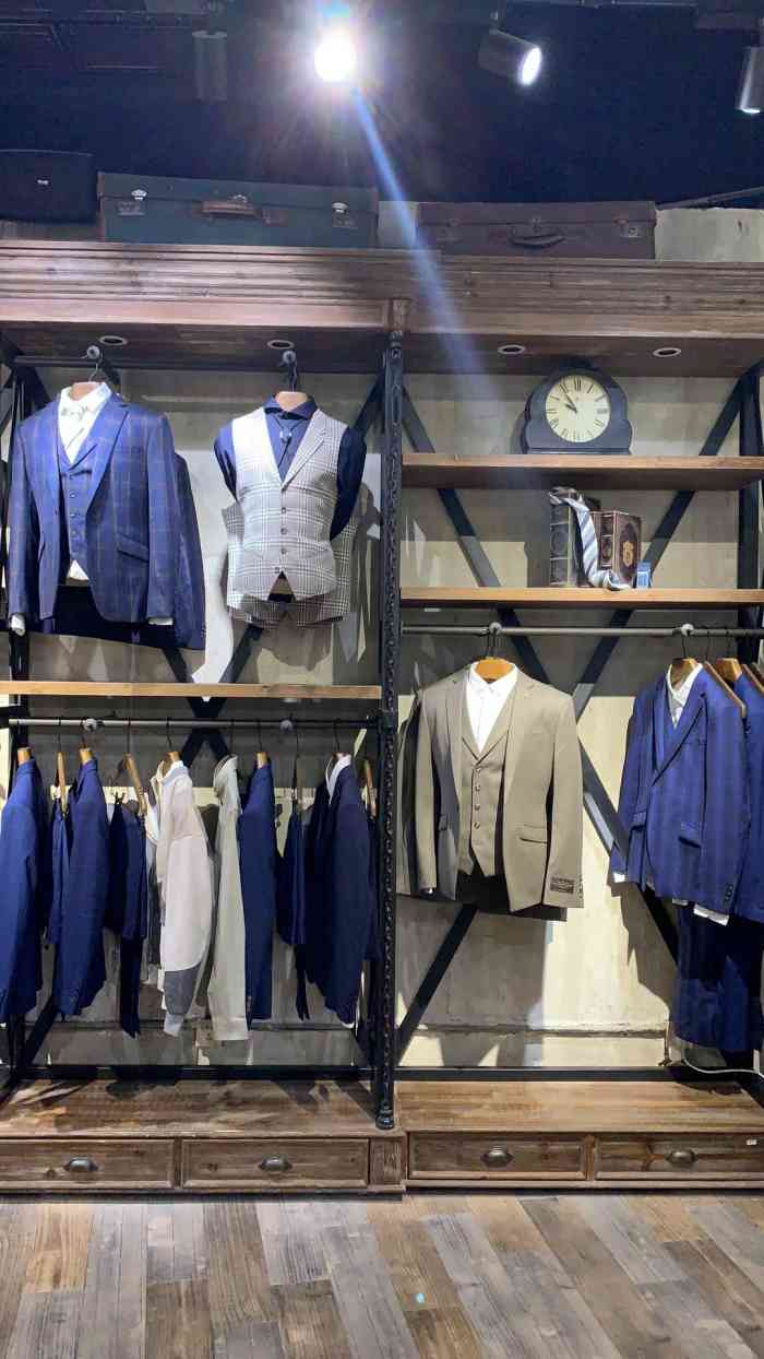 d.v(南开大悦城店)-"大悦城三楼一个男装品牌,看着很好的说,样.