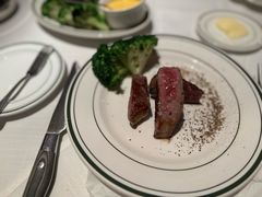 -Wolfgang’s Steakhouse 沃夫冈牛排馆(上海白玉兰广场店)