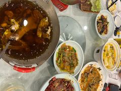 -鑫巴蜀小镇 · 水煮鱼专研店(玉桥店)