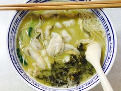 -明呈黄鱼面馆(斜土路店)