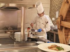 -River Café 海鲜自助(重庆丽笙世嘉酒店)