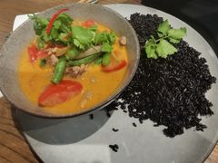 泰式红咖喱牛肉饭-Wagas沃歌斯(深圳印力中心店)