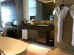 -广州天河希尔顿酒店