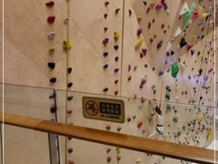 -ROCKPLUS攀岩馆(环宇城店)