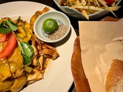 -大头虾越式风味餐厅(光明广场店)